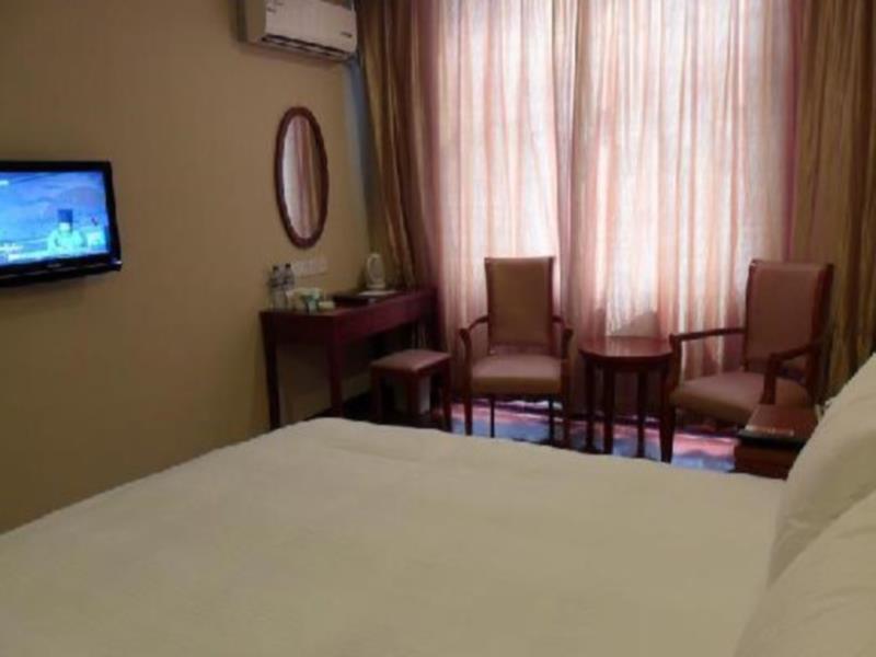 Greentree Inn Zhejiang Jiaxing West Zhongshan Road Vintage Car Building Express Hotel Exterior foto