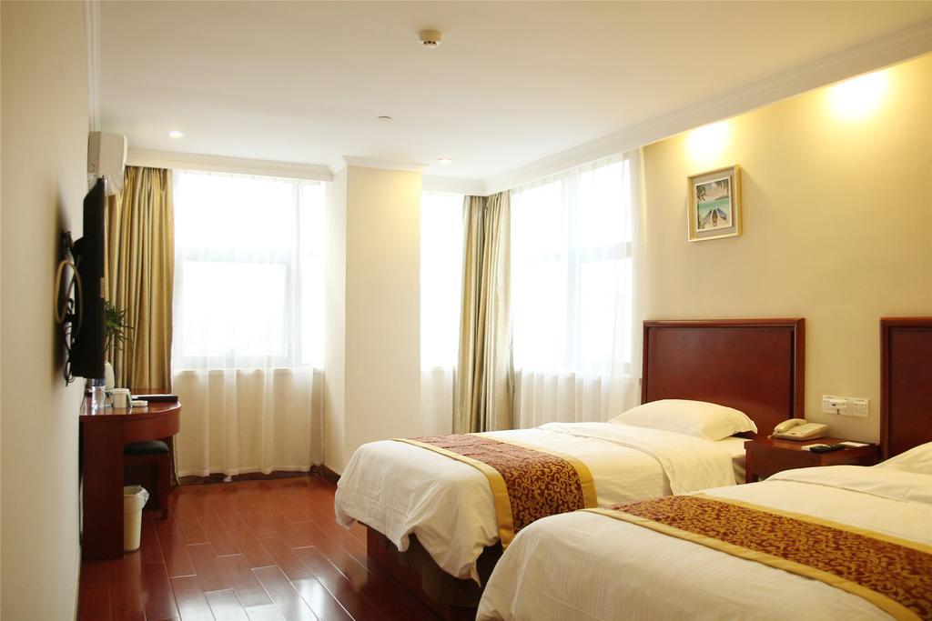 Greentree Inn Zhejiang Jiaxing West Zhongshan Road Vintage Car Building Express Hotel Exterior foto